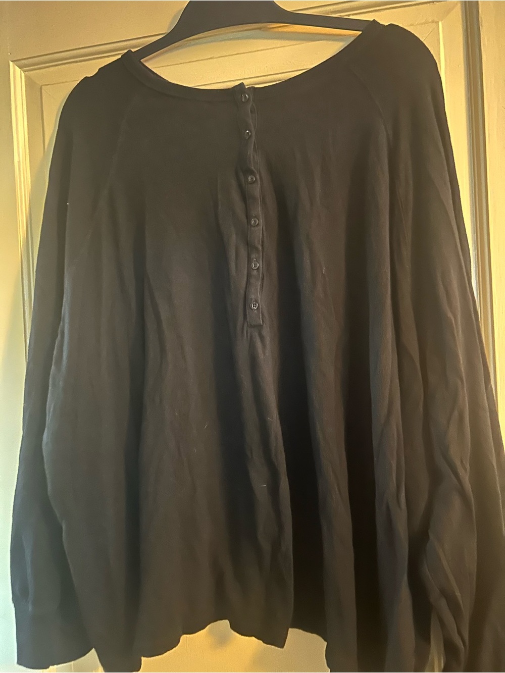 Old Navy Black Long Sleeve Henley slub knit tee